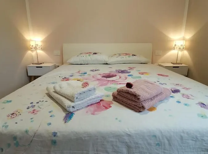 Apartma Vrtnica Lägenhet *