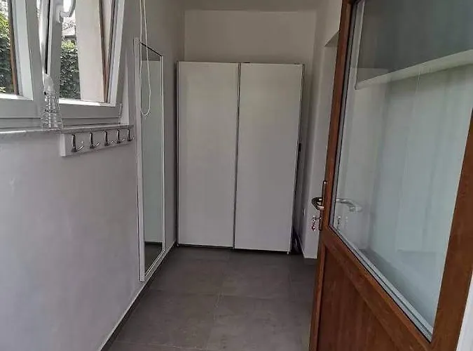 Apartma Vrtnica Lägenhet